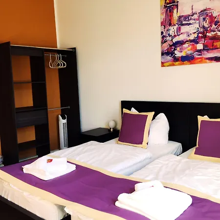 Alabama ゲストハウス 3*