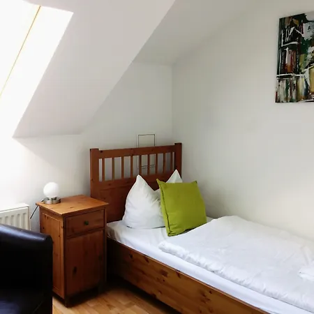 ゲストハウス Alabama 3*