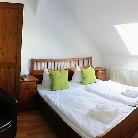 Alabama ゲストハウス 3*